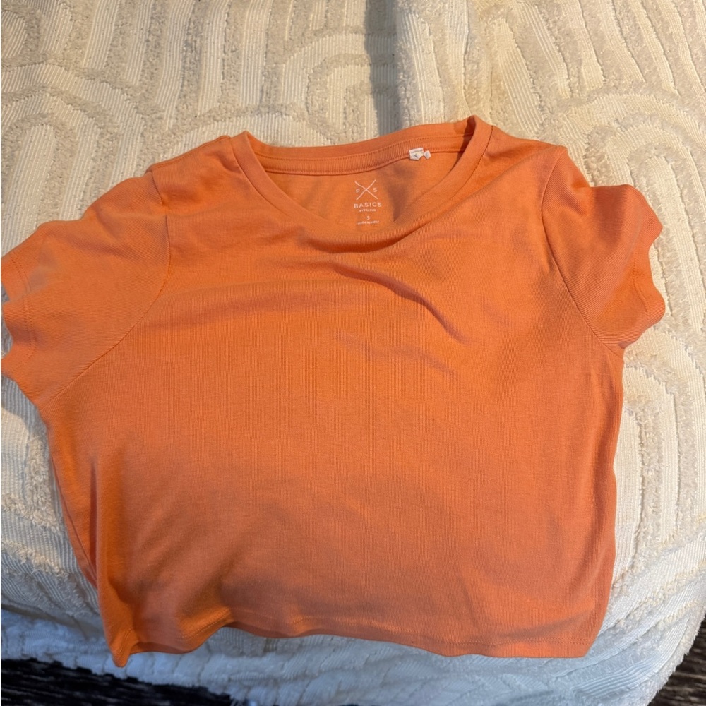 Pacsun cropped T shirt